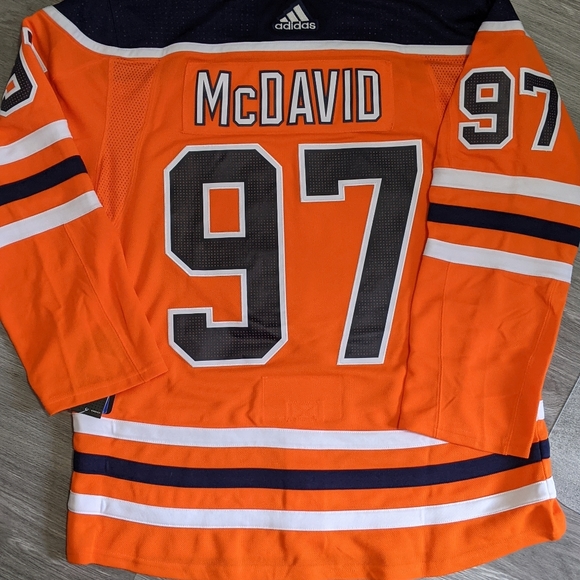 NWT Edmonton Oilers McDavid Jersey - XL (54)